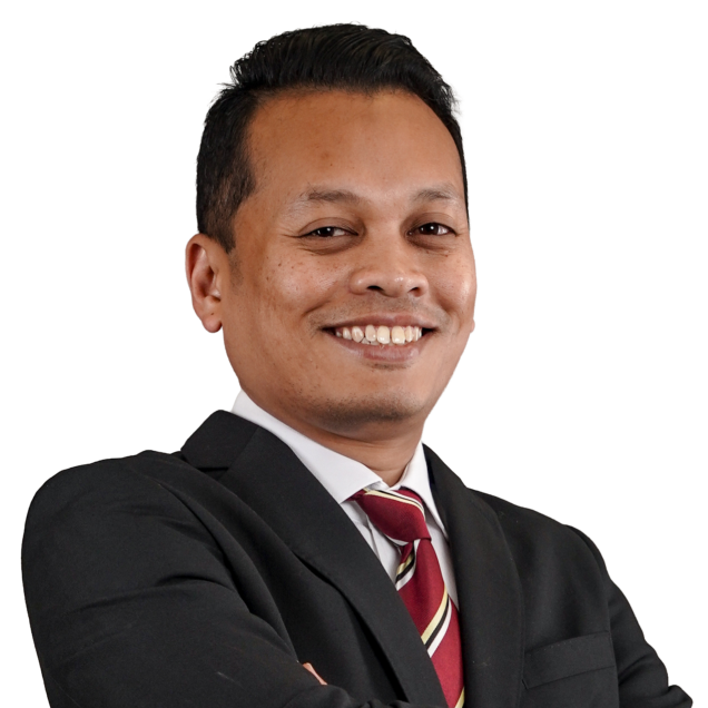 Nik Nazmi